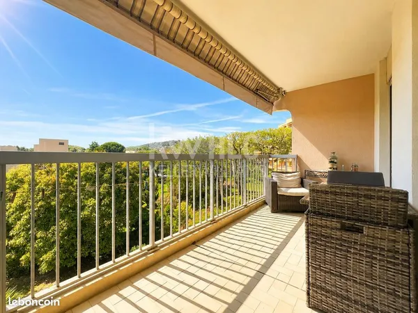 Appartement T4 - Golfe Juan proche plage