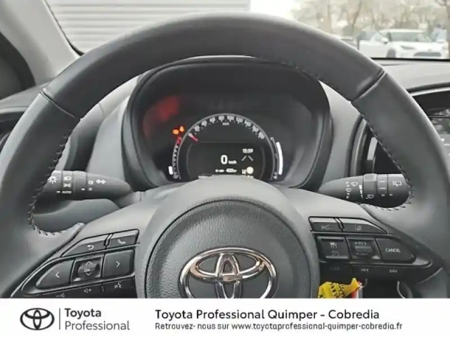 Toyota Aygo X 1.0 vvt-i 72ch dynamic my23 — photo 13