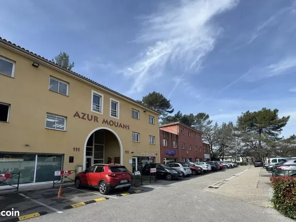 Bureaux professionnels à louer - Mouans-Sartoux - à partir de 195 /mois