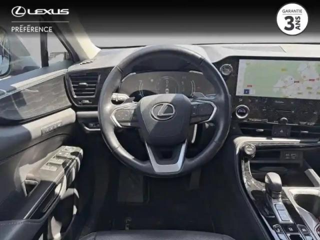 Lexus Nx 450h+ executive 4wd — photo 9
