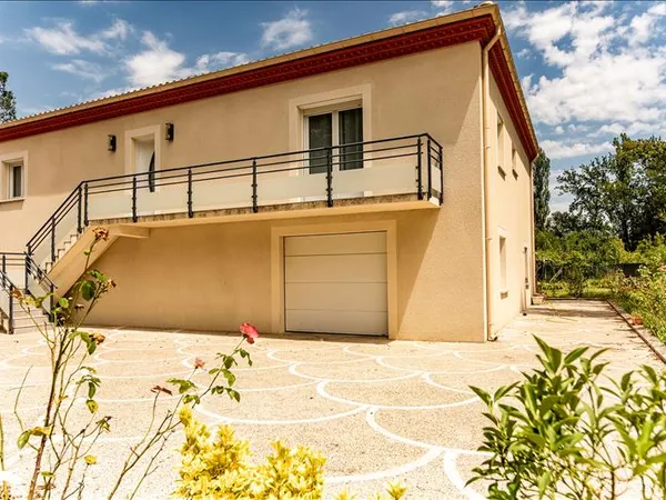 Pavillon de 5 pièces principales