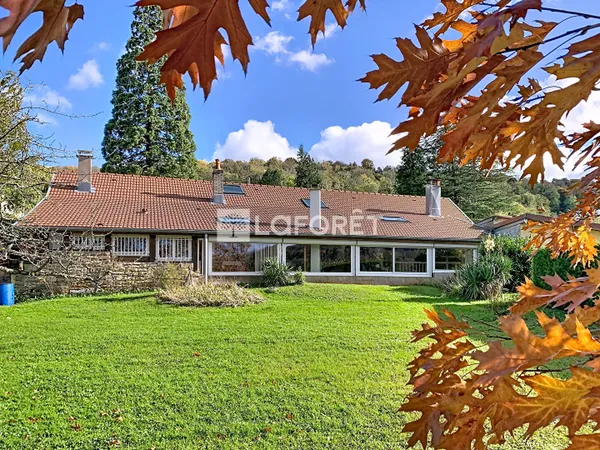 Maison 6 pièces 135 m²