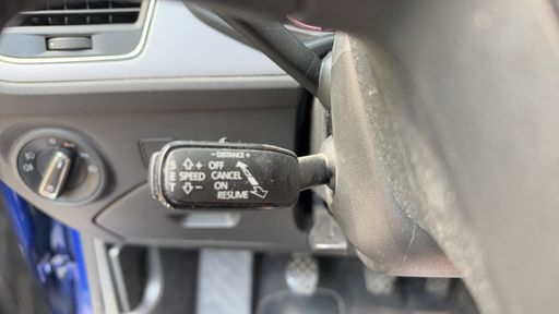 Seat Leon 1.6 TDI 116 - Xcellence – 2019 – 103470 km – Diesel – Boîte Manuelle — photo 16