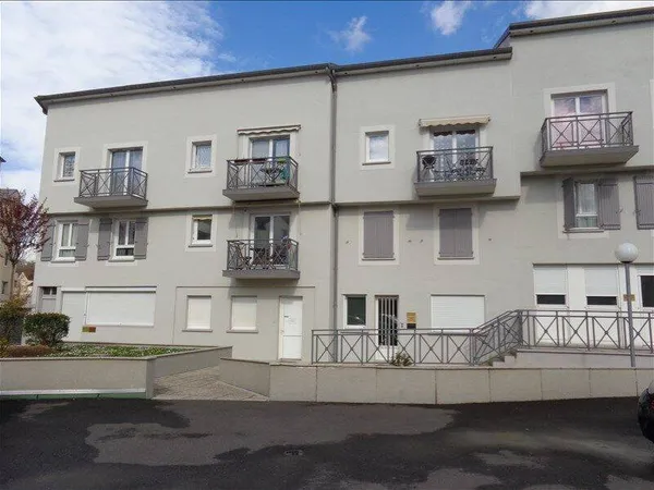 Local professionnel 67 m²