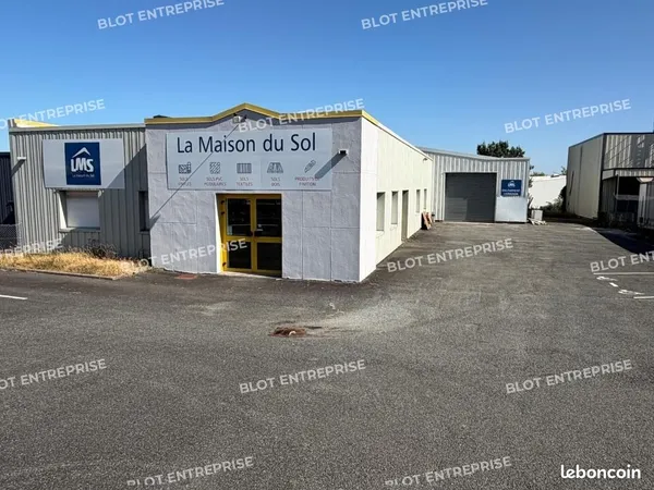 Local d'activité 515 m²