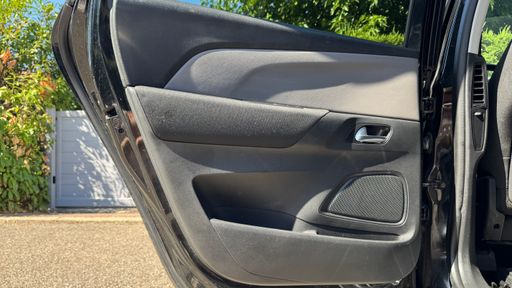 Citroen C4 Picasso 1.2 PureTech 130 - Feel – 2017 – 133864 km – Essence – Boîte Manuelle — photo 21