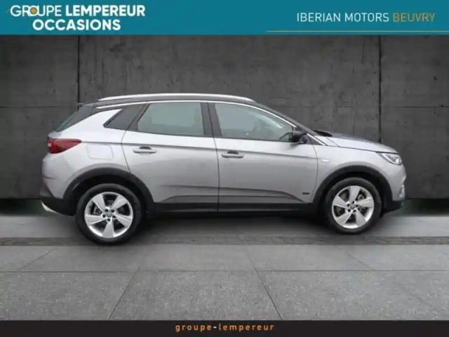 Opel Grandland X hybrid 225ch elegance business — photo 3