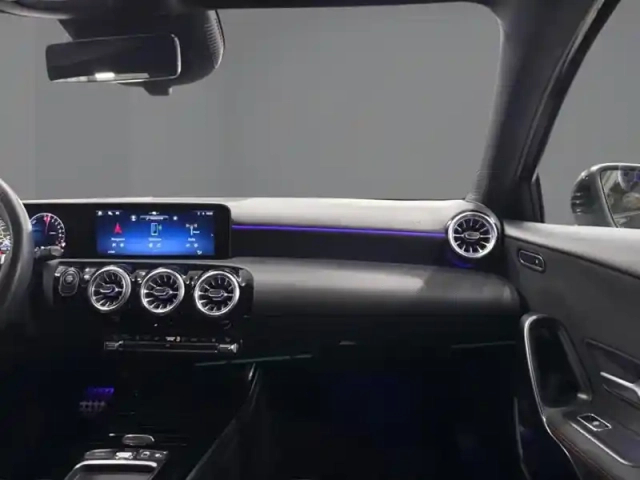 Mercedes Classe A 250 e hybrid eq amg line — photo 38