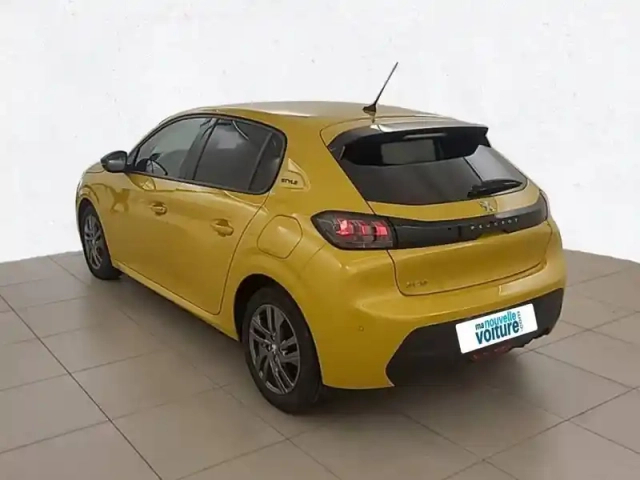 Peugeot 208 puretech 75 s&amp;s bvm5 — photo 37