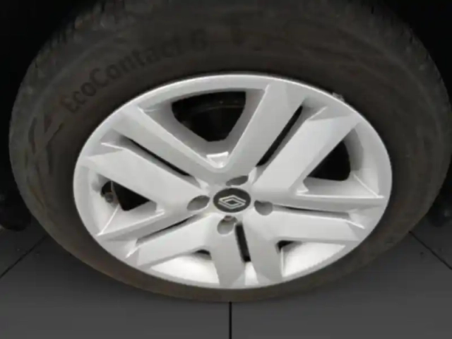 Renault Clio 1.0 tce 90ch evolution — photo 11