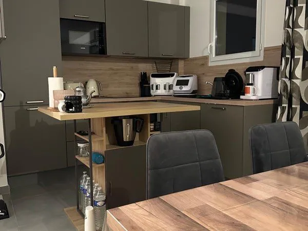Appartement 4 pièces poissy, à 15 min du RER à pied