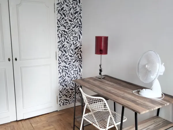 Loue chambre chez l'habitant