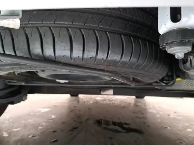 Renault Kangoo blue dci 80 — photo 19