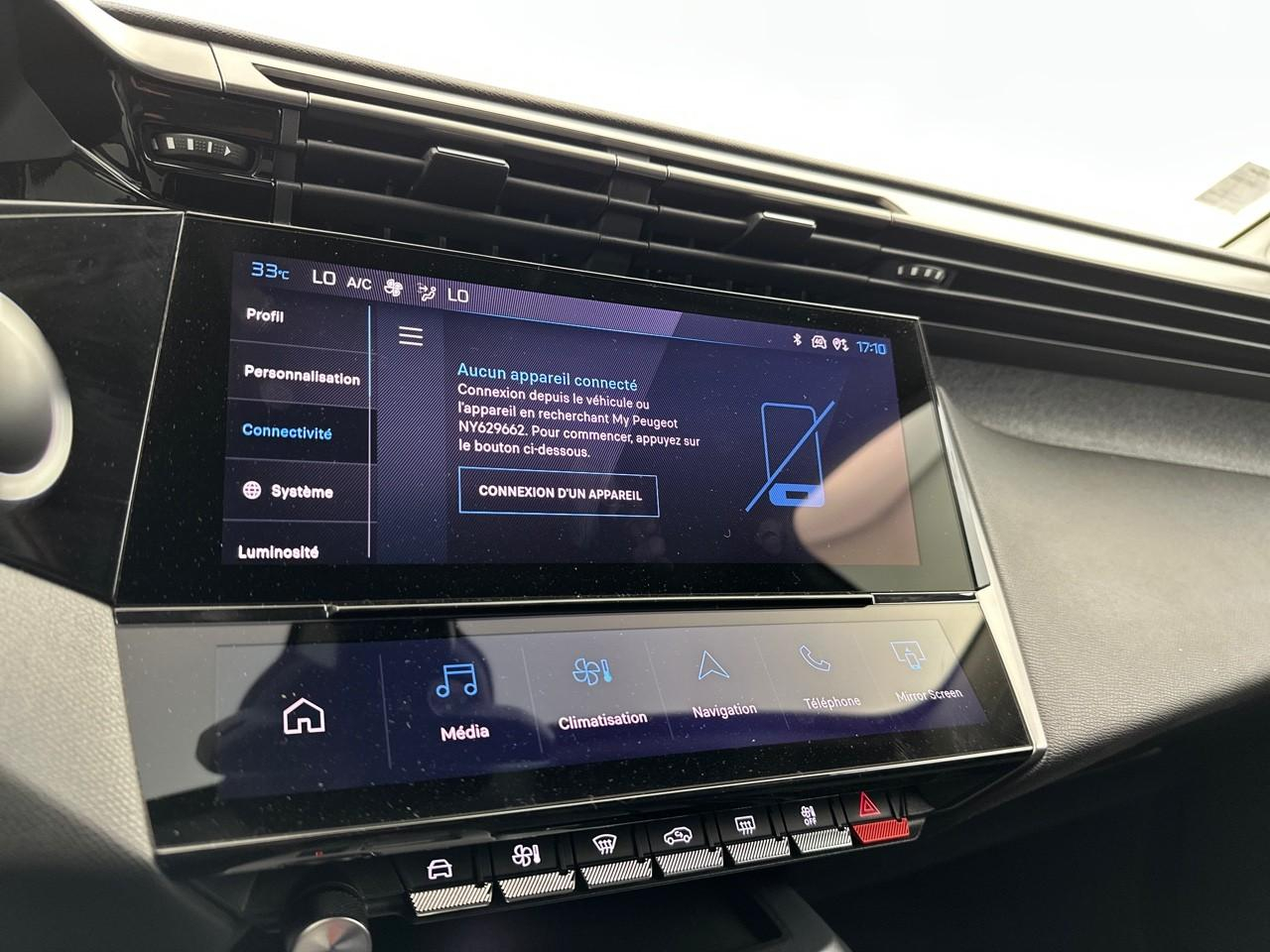 Peugeot 308 sw puretech 130ch s&s eat8 allure — photo 23