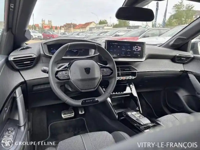 Peugeot 208 e- 156ch 54 kwh gt — photo 8