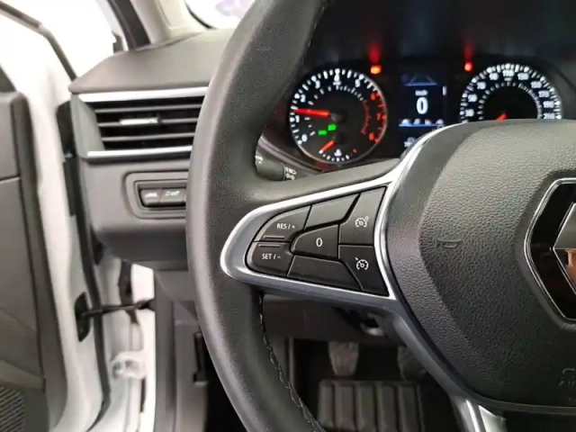 Renault Clio tce 90 — photo 28