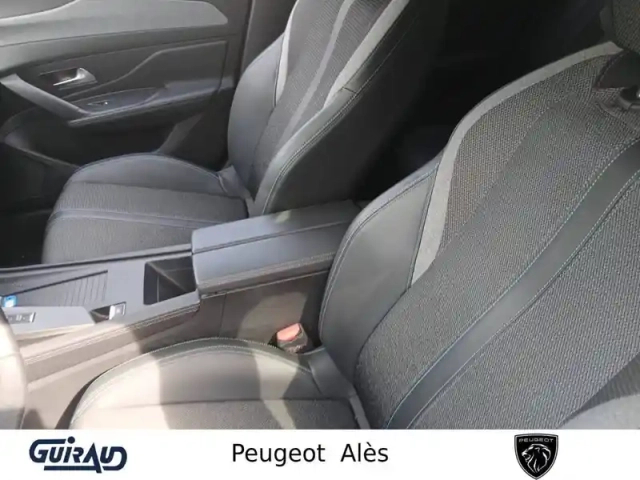 Peugeot 308 sw phev 180 e-eat8 — photo 10