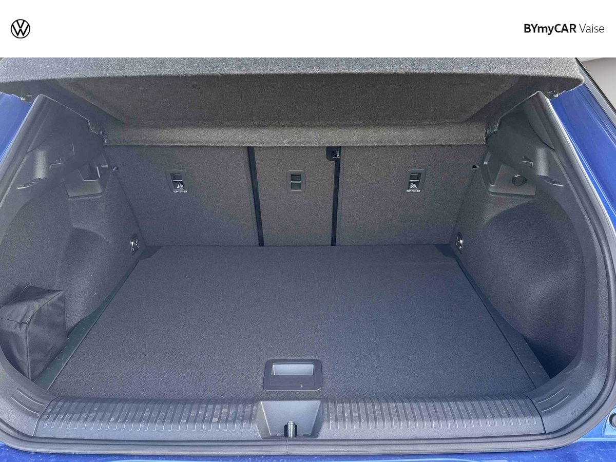 Volkswagen T-Roc 1.5 eTSI EVO2 Hybrid 116 ch DSG7 — photo 13