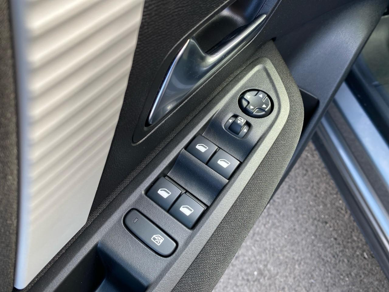 Citroën C4 1.2 hybride 145ch plus e-dcs6 — photo 15