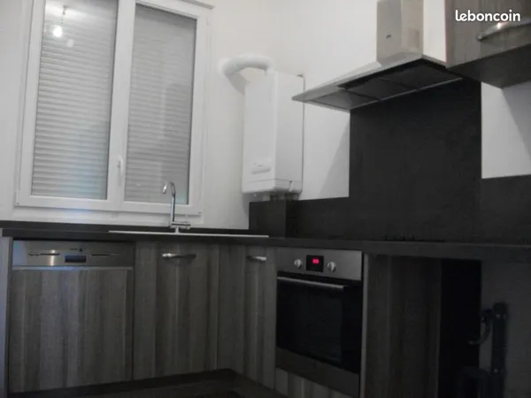 F2 bis 50m2 place d'armes vitry le francoois