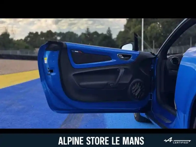 Alpine A110 — photo 10