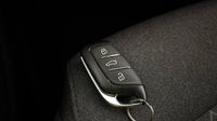 Mg Mg3 1.5 Hybrid+ 195ch Comfort — photo 16