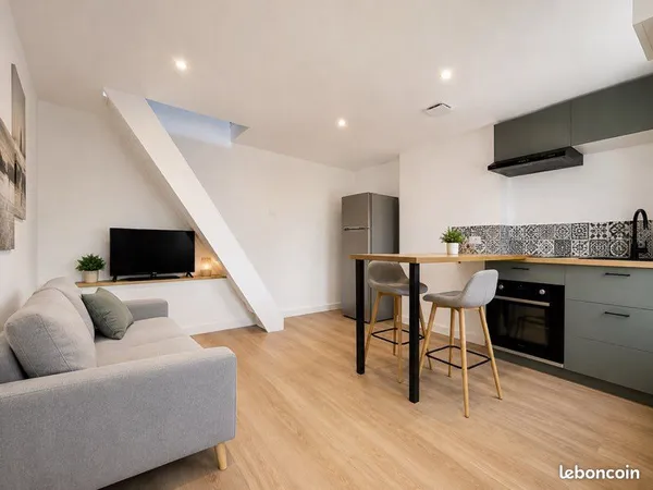 Maison meublée à louer - 35 m² - Garage - Petite-Forêt - 650 / mois