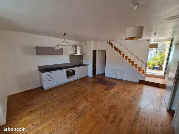 Loue appartement st desirat