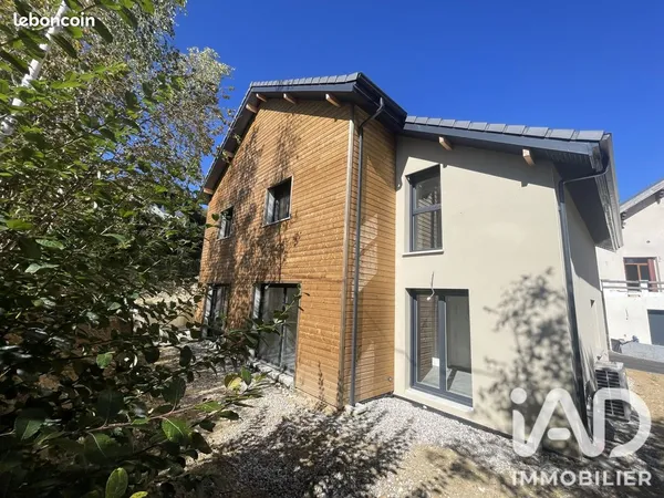 Maison 5 pièces 106 m²