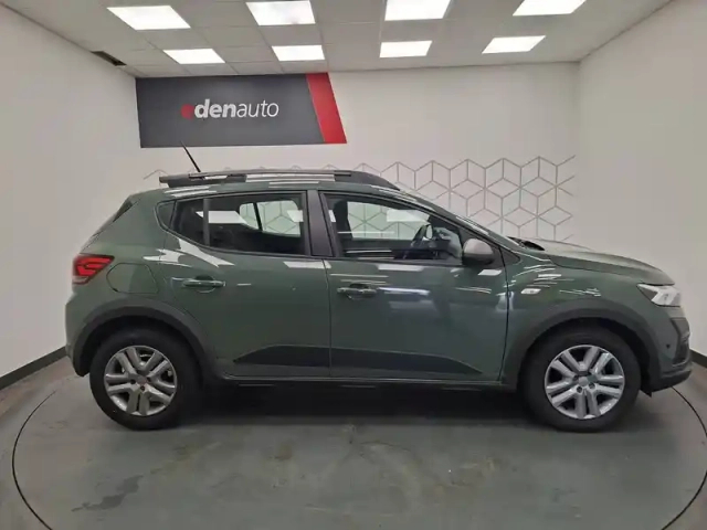 Dacia Sandero tce 110 — photo 15