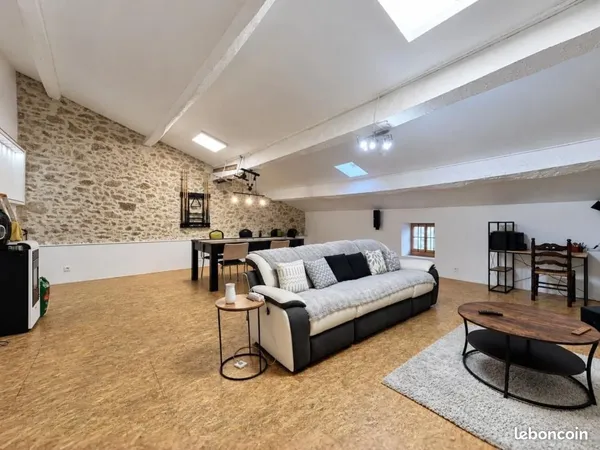 Maison 3 pièces 147 m²