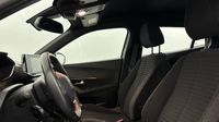 Peugeot 2008 1.2 PureTech 100ch S&S Active Pack — photo 12