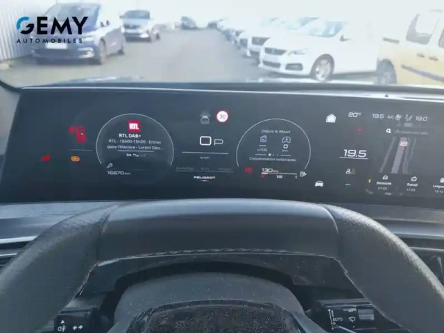 Peugeot 3008 hybrid 136 e-dcs6 — photo 15