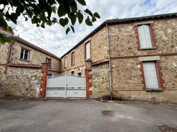 Maison 441 m²
