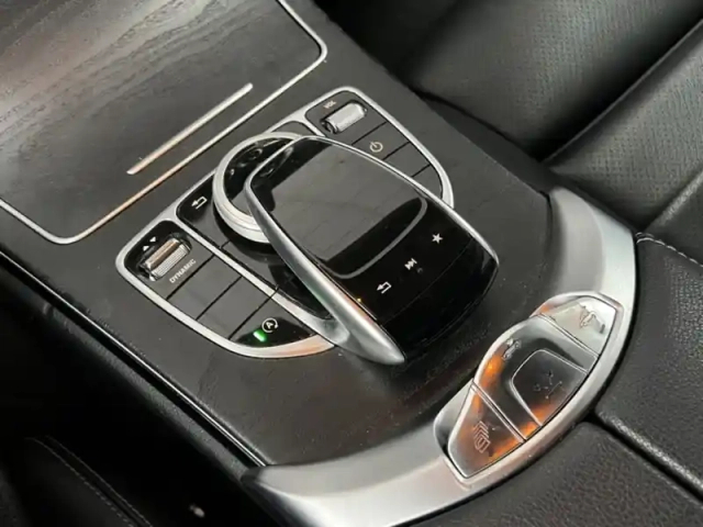 Mercedes Classe C c 220 d cabriolet sportline — photo 18