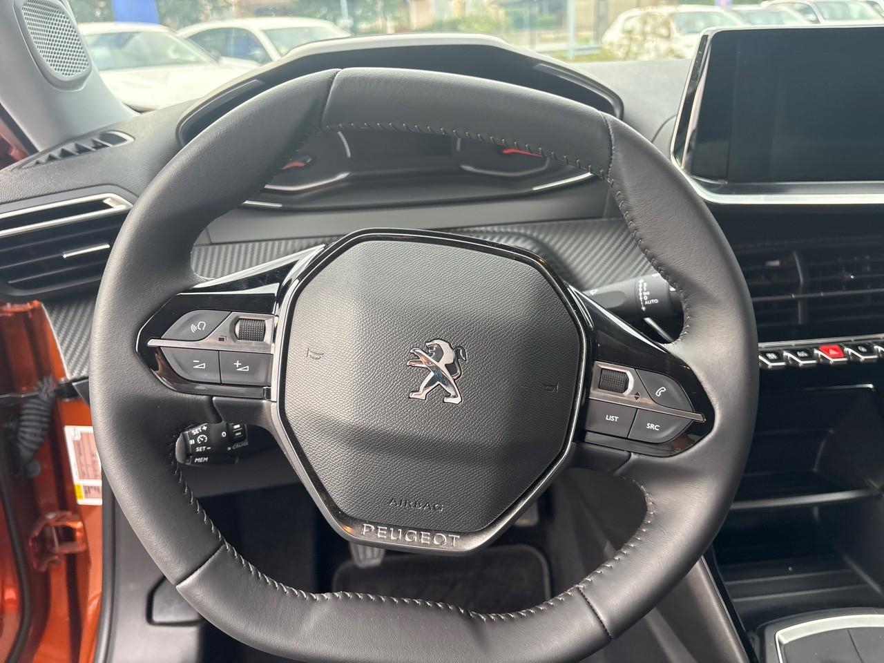 Peugeot 2008 1.2 puretech 130ch s&s active — photo 16