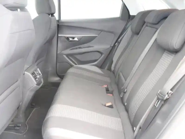 Peugeot 3008 1.2 puretech 130ch active business s&amp;s — photo 10