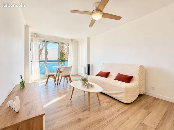 Studio 1 pièce 25 m²