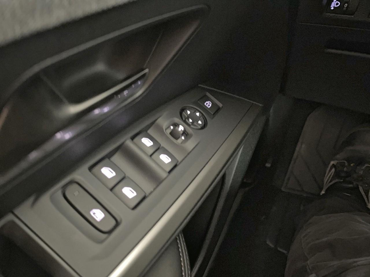 Peugeot 3008 hybrid 145 e-dcs6 allure — photo 20