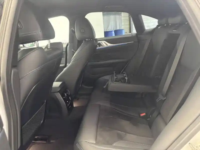 Bmw I4 edrive40 340 ch bva — photo 12