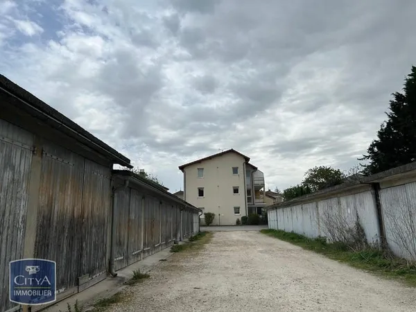 Stationnement Location Bourg-en-Bresse   81€