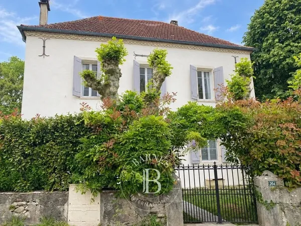 SAUVETERRE-DE-BÉARN - SAINT-PALAIS, MAISON DE CARACTÈRE