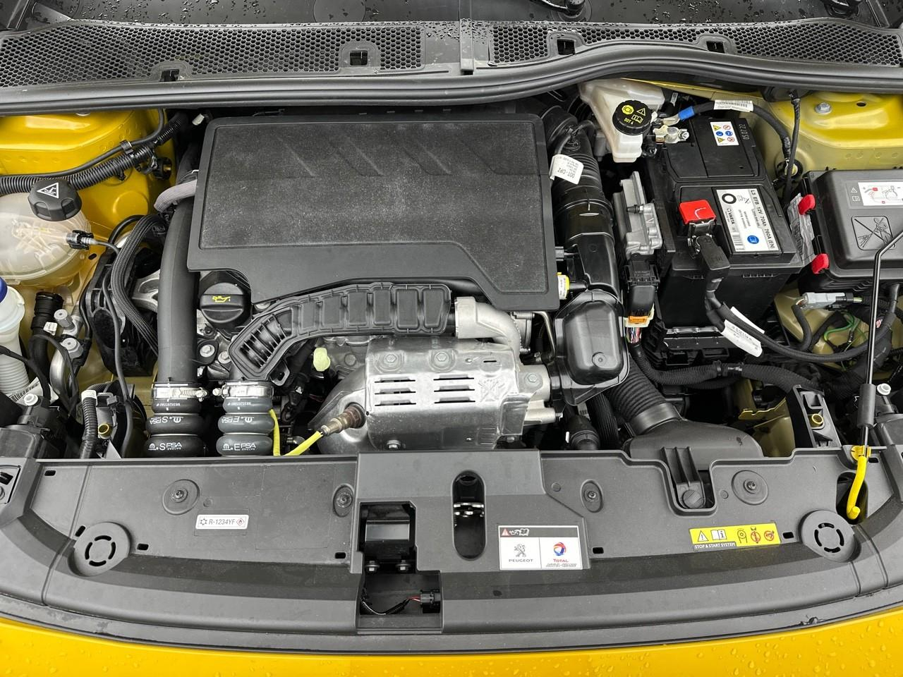 Peugeot 208 puretech 100 s&s bvm6 allure — photo 13