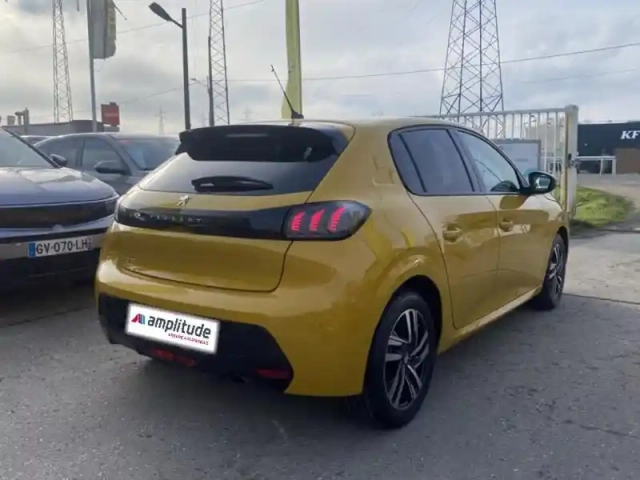 Peugeot 208 1.2 puretech 100ch s&amp;s allure pack — photo 7