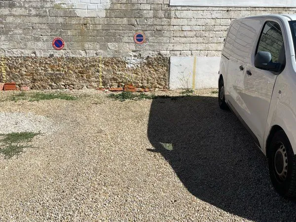 Place parking résidence sécurisée