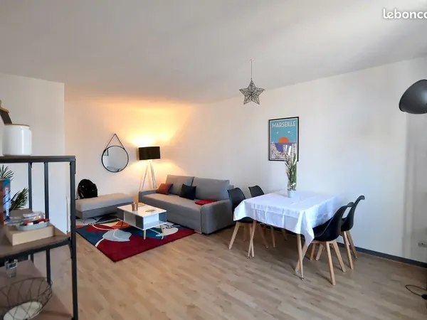3 pièces · 58 m²· Marseille 13002 · Quartier Hôtel de ville - Le Panier
