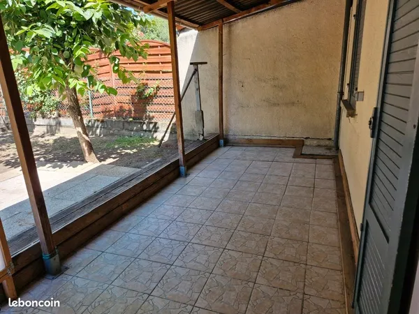 Maison t4 avec jardin balcon et grand garage