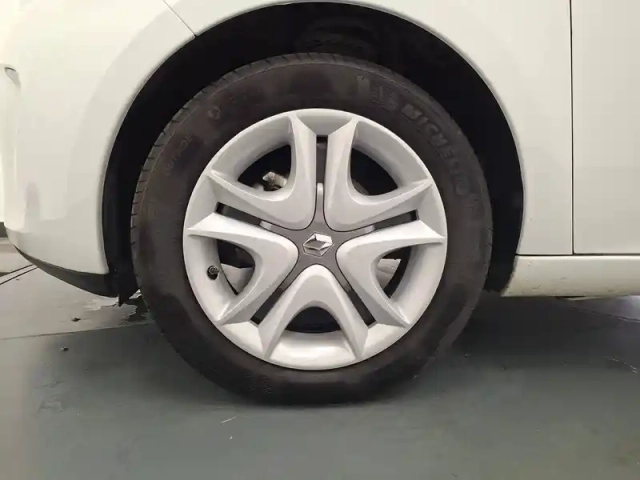 Renault Zoé zoe r90 — photo 18