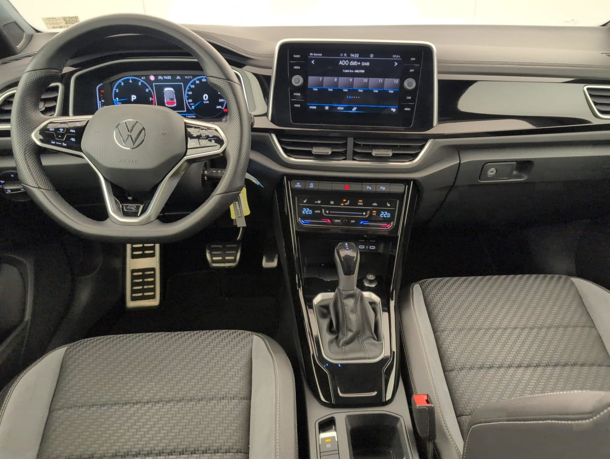 Volkswagen T-Roc Cabriolet — photo 12