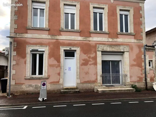 Location à l'année résidence secondaire